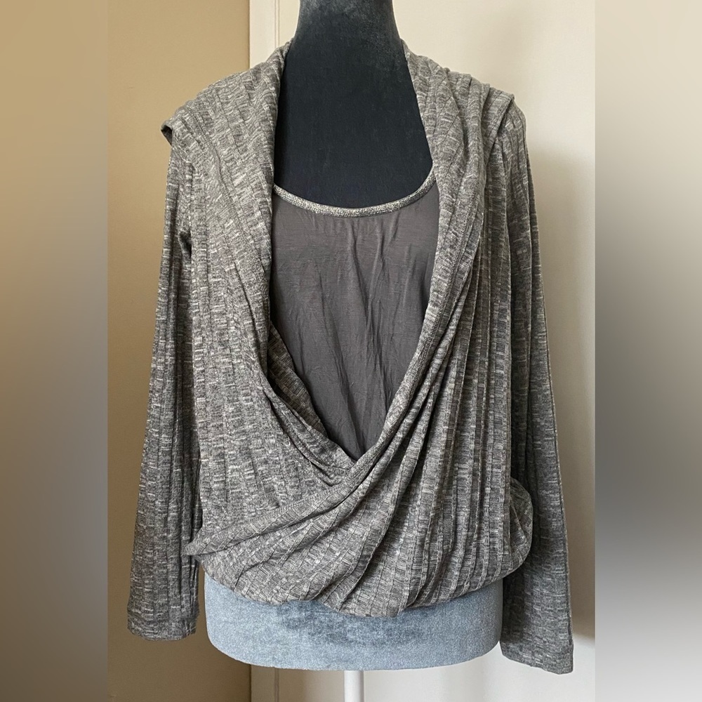 Juicy Couture Gray Hooded Faux Wrap Lightweight Sweater Top Size Small